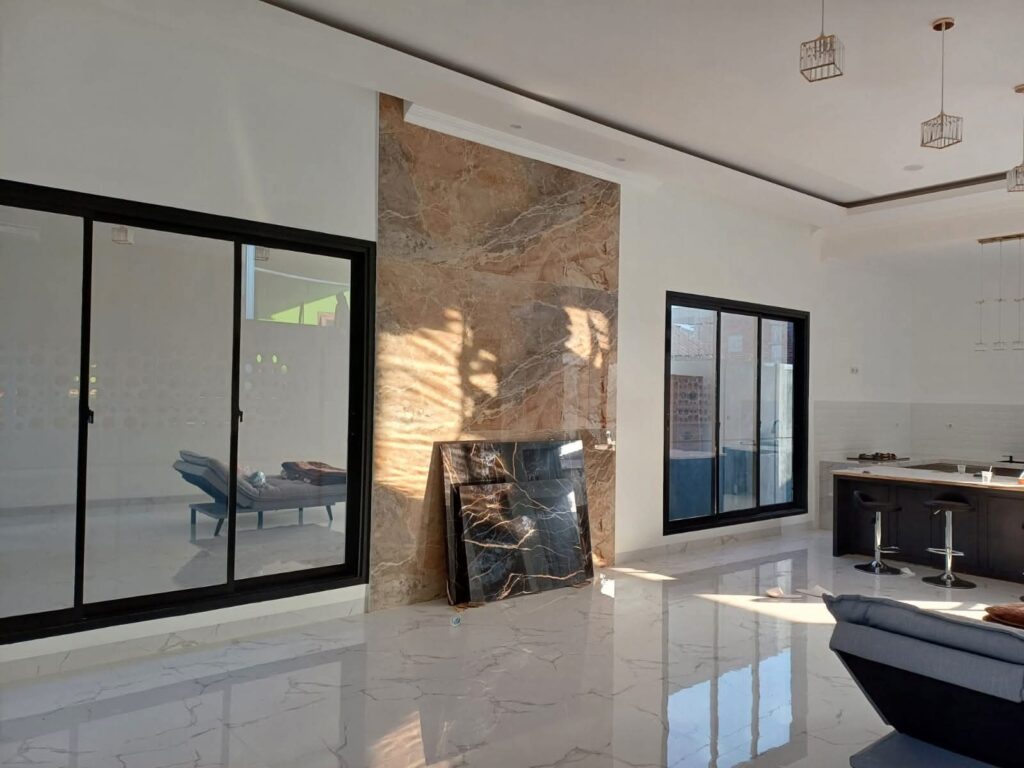 WhatsApp Image 2025-10-07 at 18.37.57 (1)